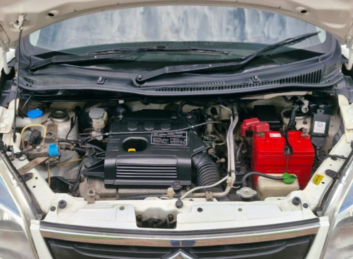 Maruti Suzuki WAGONR VXI - thumbnail view 9
